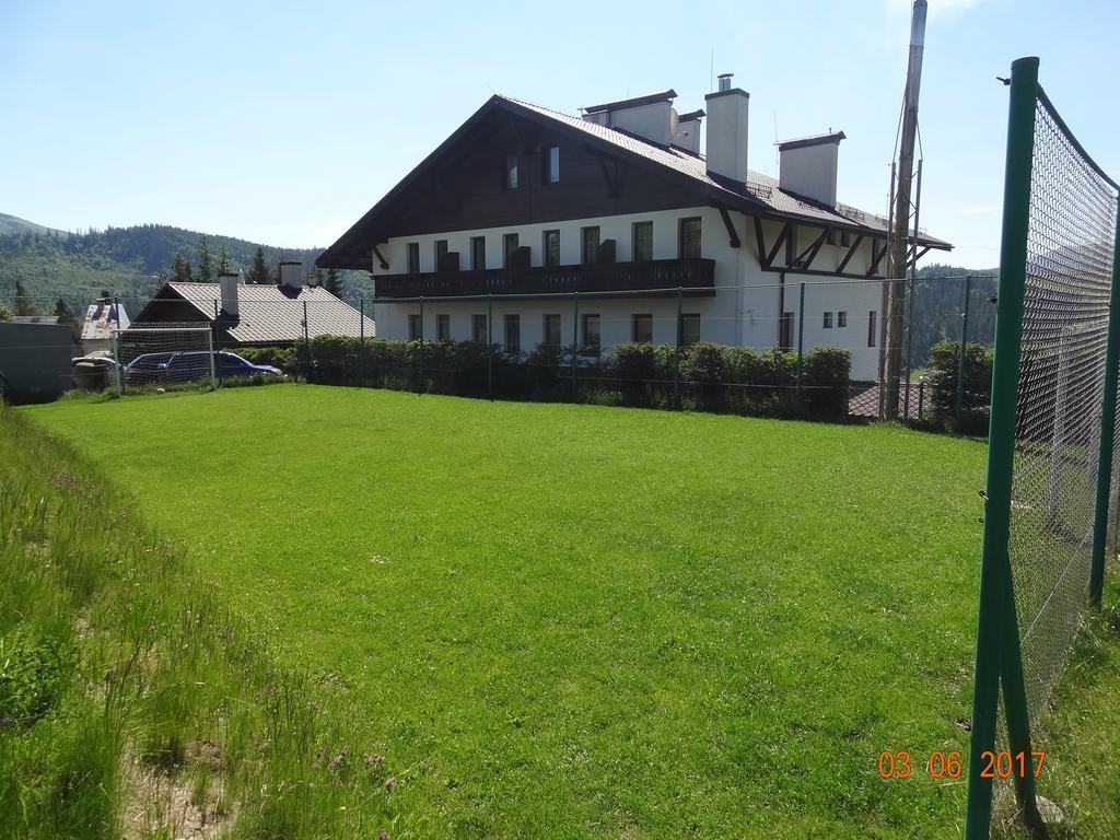 Alpenhof Pansion Hotel Slavske Exterior foto